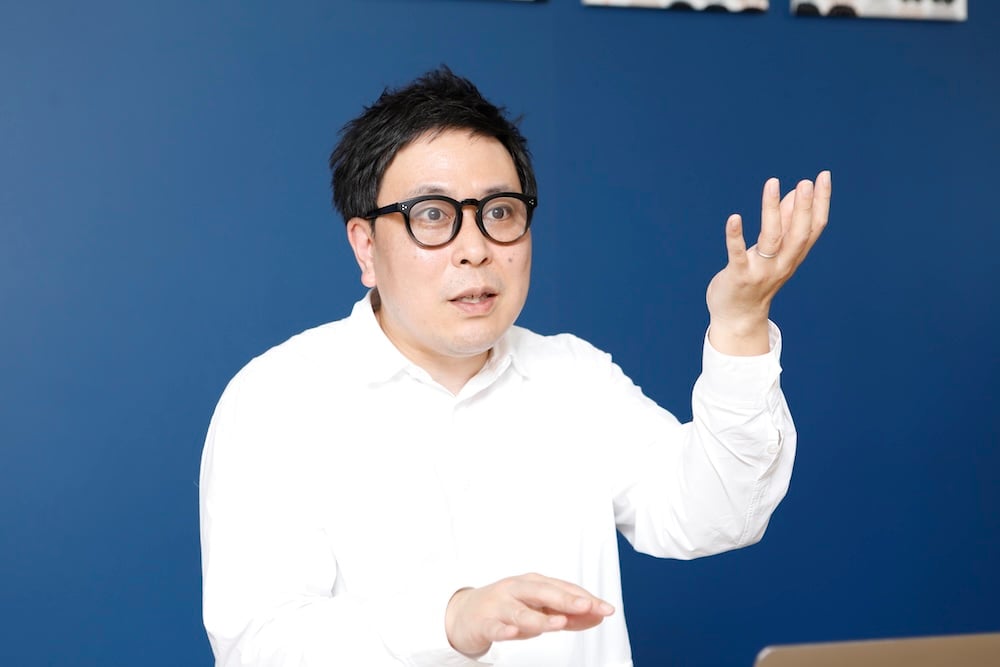 Takashi Watanabe, taking part in person.