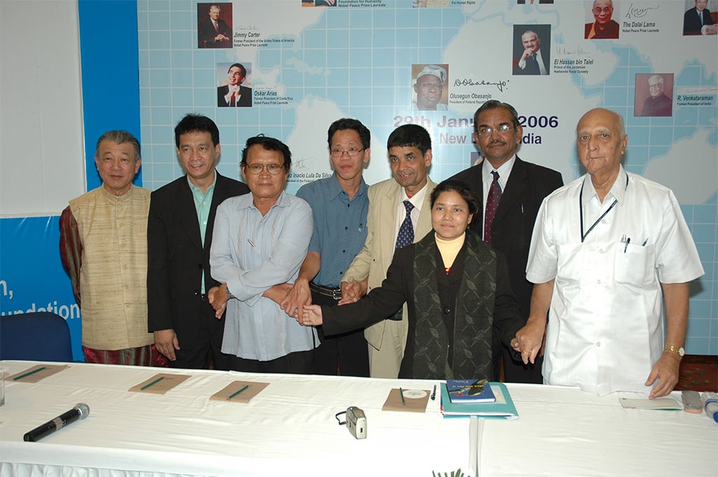 Photo of Global Appeal being read